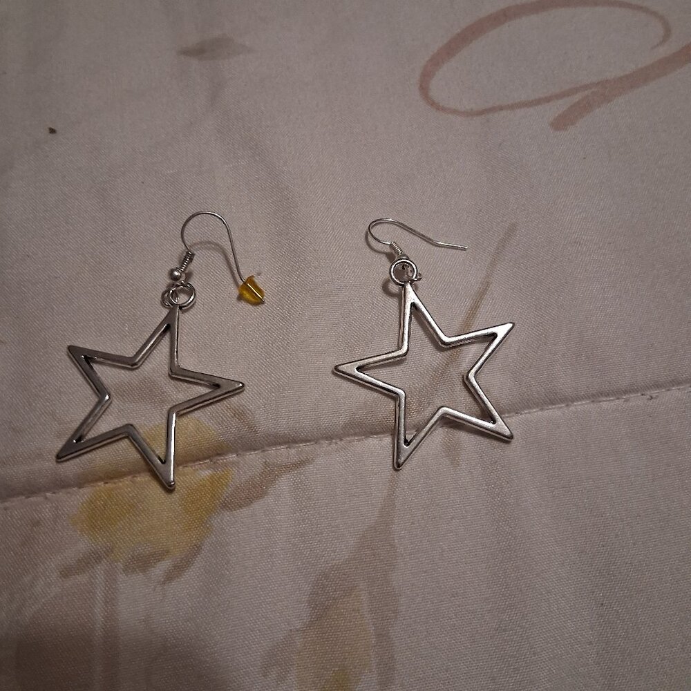 BE THE STAR EARRINGS🚨 URGENT: EVERYTHING MUST GO! 🚨 CLOSING april1,2026 foreve - Picture 1 of 1